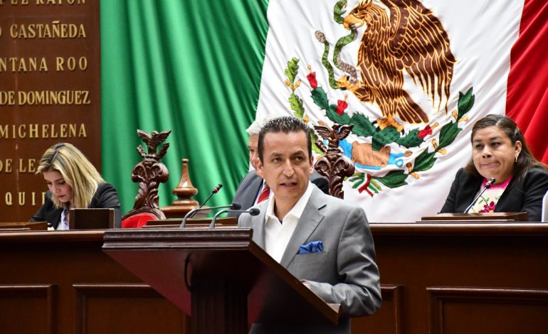 Propone diputado Toño Salas garantizar derechos a madres trabajadoras y sus hijos