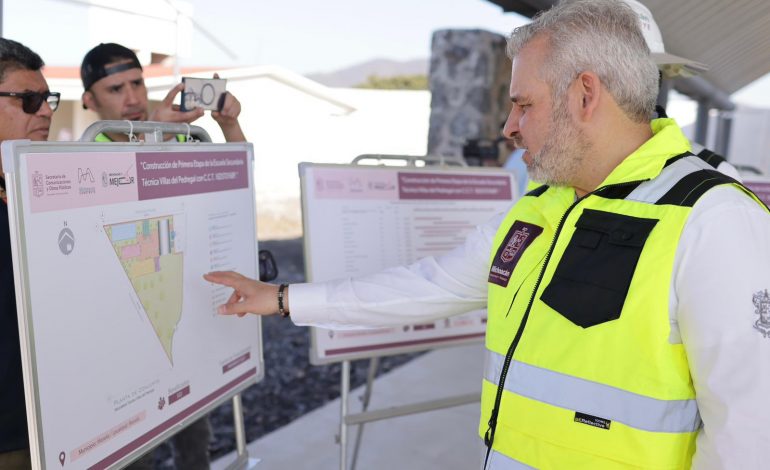 Supervisa Bedolla avance de obras en Villas del Pedregal; se invierten 100 mdp