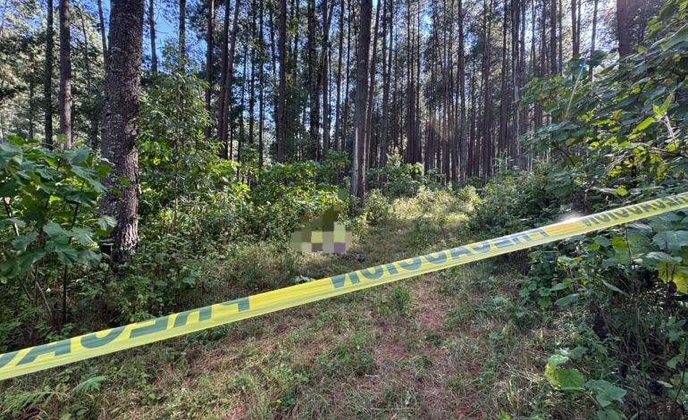 Localizan a Adulto Mayor sin vida en Zona Boscosa de Huajumbaro en Ciudad Hidalgo.