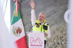 Inaugura Bedolla carretera Contepec-Pomoca en beneficio de 45 mil habitantes.