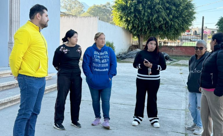 Octavio Ocampo informa en Zitácuaro sobre la Reforma a la Ley General de Desarrollo Social.