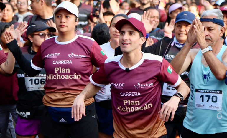 Zoológico de Morelia recibe a Rommel Pacheco y a cientos de deportistas en la Carrera Plan Michoacán.