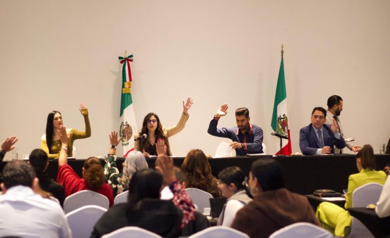 Aprueban legisladores 49 leyes de ingresos municipales