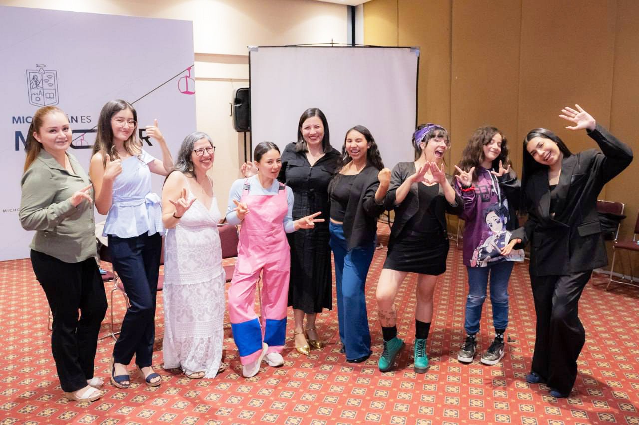 Sedebi impulsa inclusión como derecho, a través de su taller de Lengua de Señas Mexicana