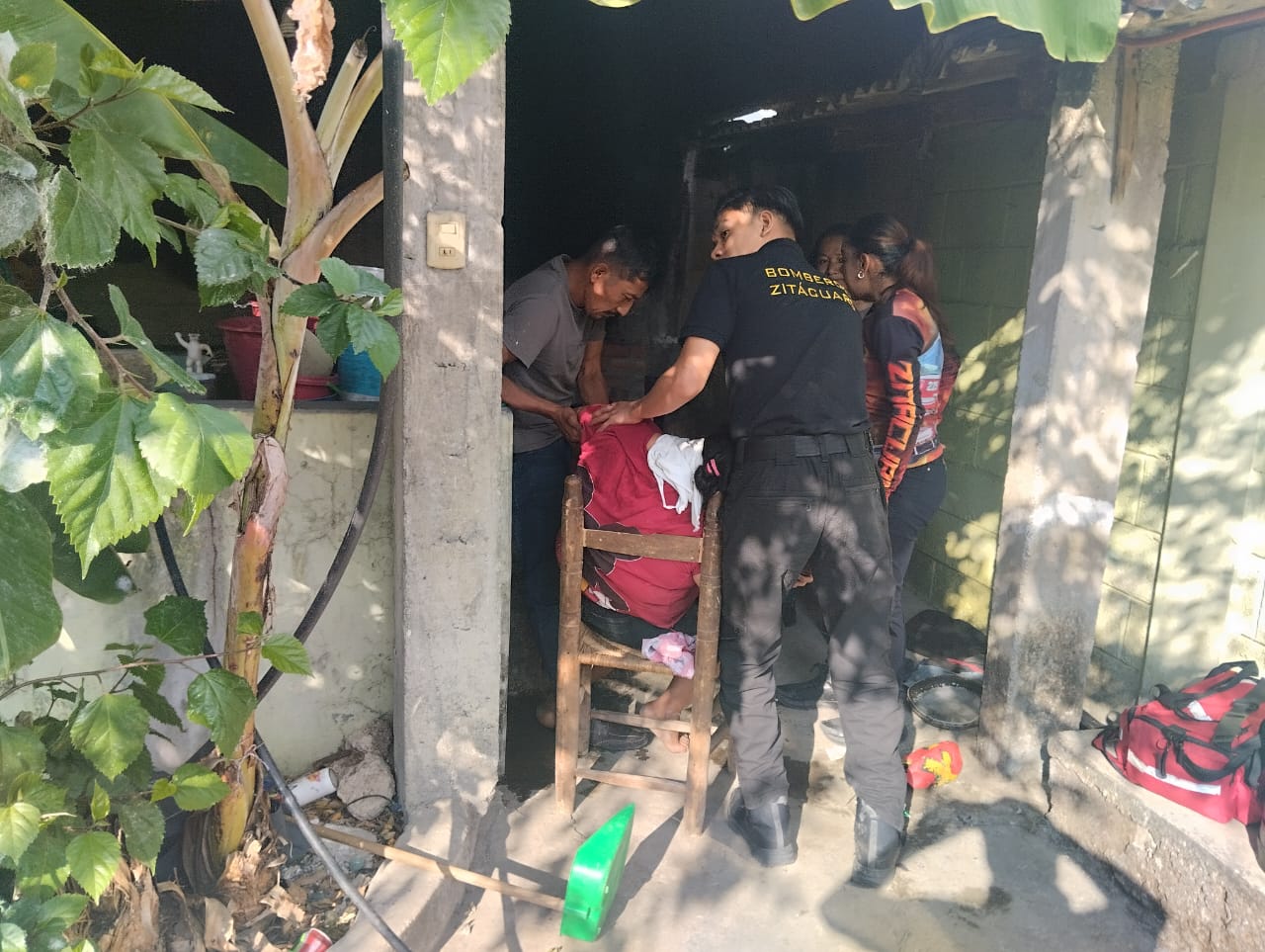 Mujer es hospitalizada tras ingerir sustancia agroquímica en Zitácuaro.