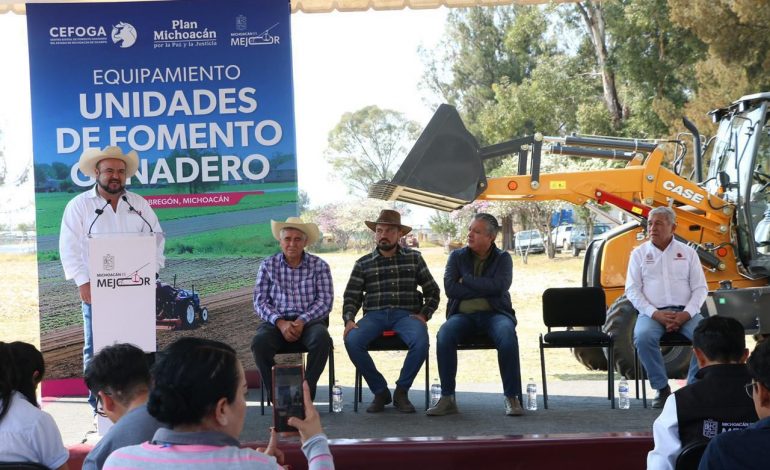 Se fortalece Centro de Fomento Ganadero con inversión de 10 mdp en maquinaria