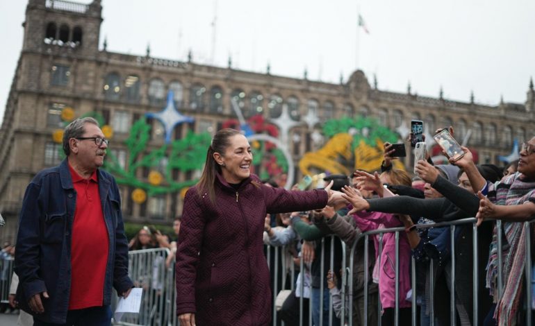 ¡QUE VIVA SIEMPRE LA LECTURA!: ENCABEZA PRESIDENTA CLAUDIA SHEINBAUM ENTREGA GRATUITA DE 2.5 MILLONES DE LIBROS DE LA COLECCIÓN 25 PARA EL VEINTICINCO DEL FCE A JÓVENES DE LATINOAMÉRICA