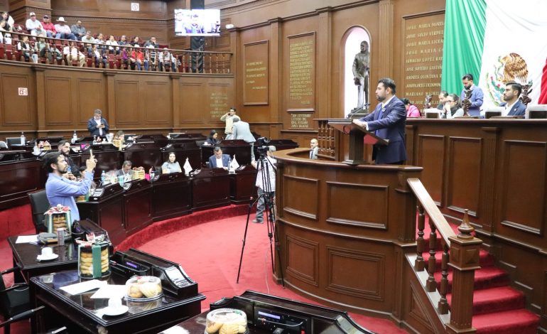 Octavio Ocampo presenta punto de acuerdo para exhortar a reforzar la seguridad en los santuarios de la Mariposa Monarca