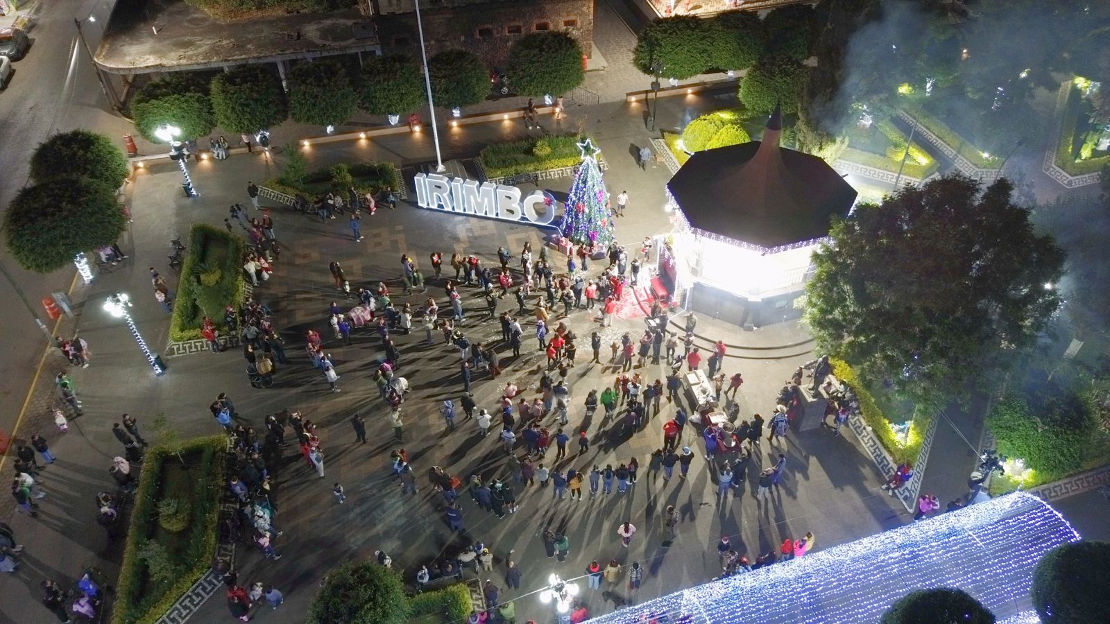 Irimbo se ilumina con la Navidad