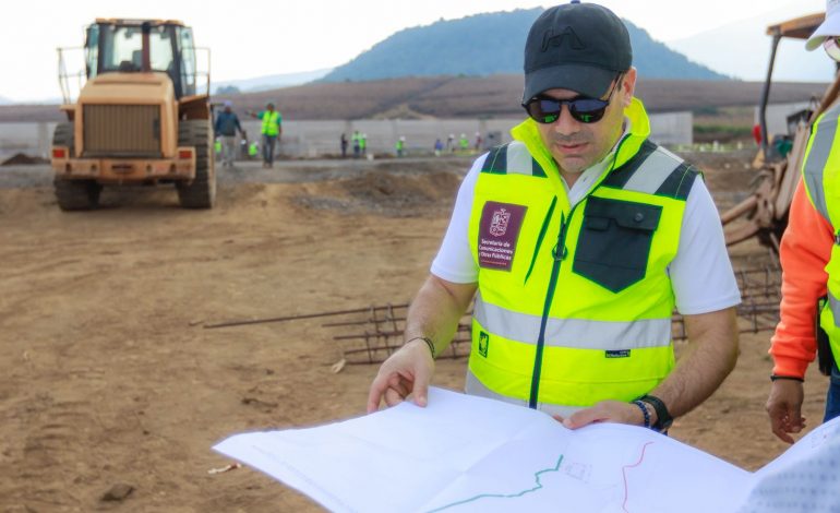 Comunidades de 39 municipios ejecutarán más de 2 mil mdp en caminos artesanales: Rogelio Zarazúa