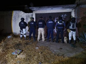 Cumplimenta FGE orden de cateo en Uruapan; asegura mercancía robada con violencia a distribuidora