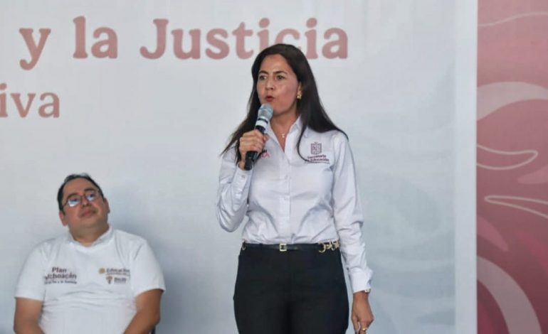 Universidad Rosario Castellanos prioriza a Michoacán: Gabriela Molina