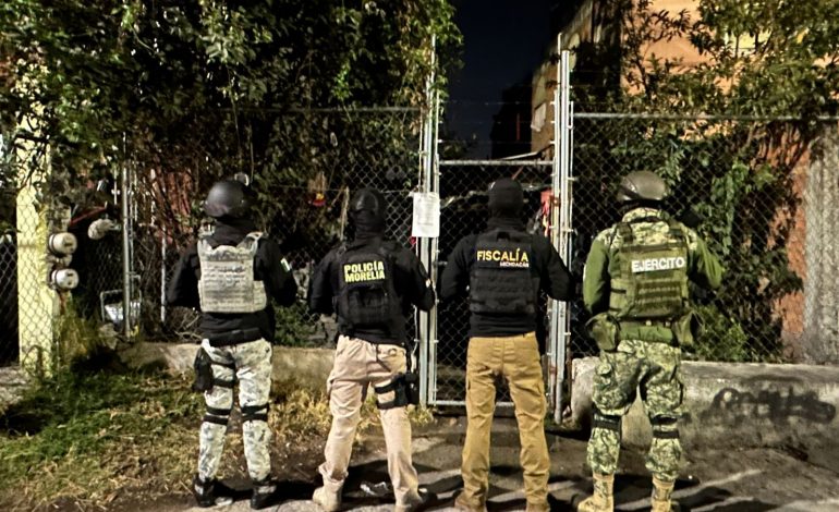 Fiscalía General ejecuta dos cateos en Morelia y detiene a tres personas presuntamente relacionadas con delitos contra la salud