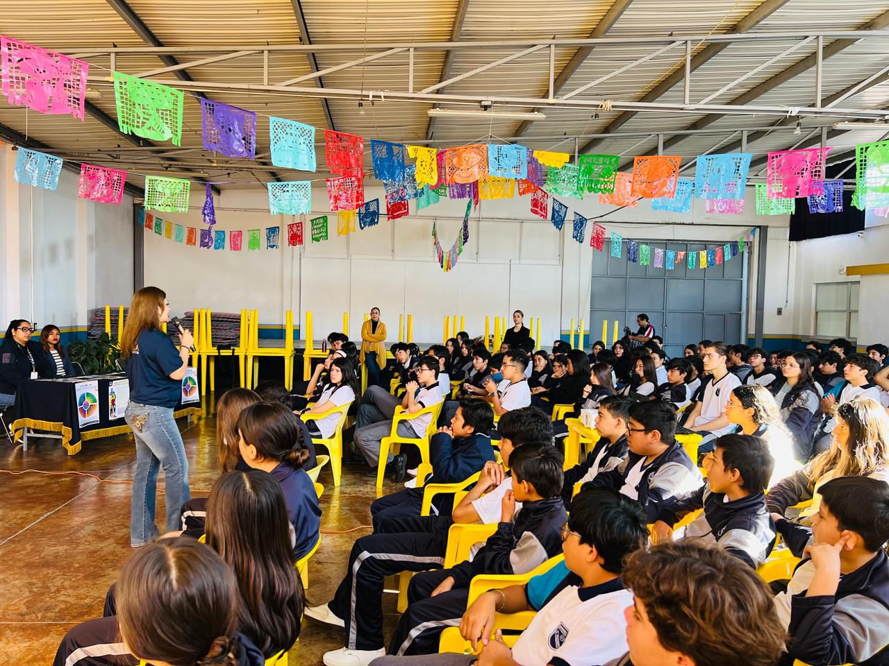 FGE, a través del CJIM, acerca información sobre Ley Olimpia y Violencia Digital a estudiantes de Zamora