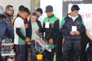 Alumnos del Cecytem Hidalgo se coronan campeones en encuentro estatal de robótica