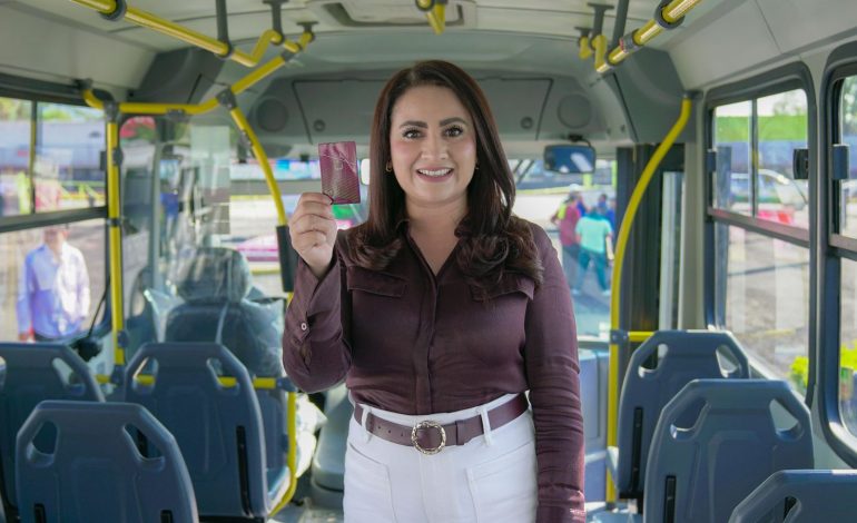 Anuncia Gladyz Butanda renovación de transporte en Morelia.