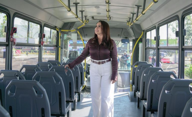 Comienzan a circular nuevos autobuses de Uruapan: Gladyz Butanda.