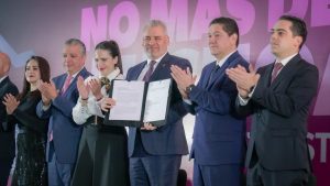 Michoacán prohibirá que futuros gobiernos pidan préstamos que tus hijos y nietos tengan que pagar: Bedolla.