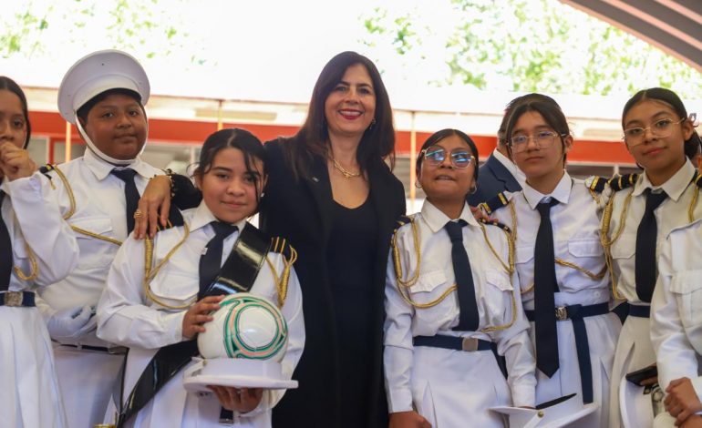 Este año se duplican beneficiarios de becas en Michoacán: Gabriela Molina