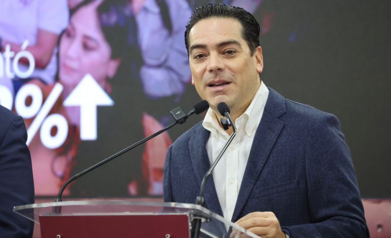 Con rehabilitación de la red carretera estatal, construimos caminos que conectan vidas: Rogelio Zarazúa