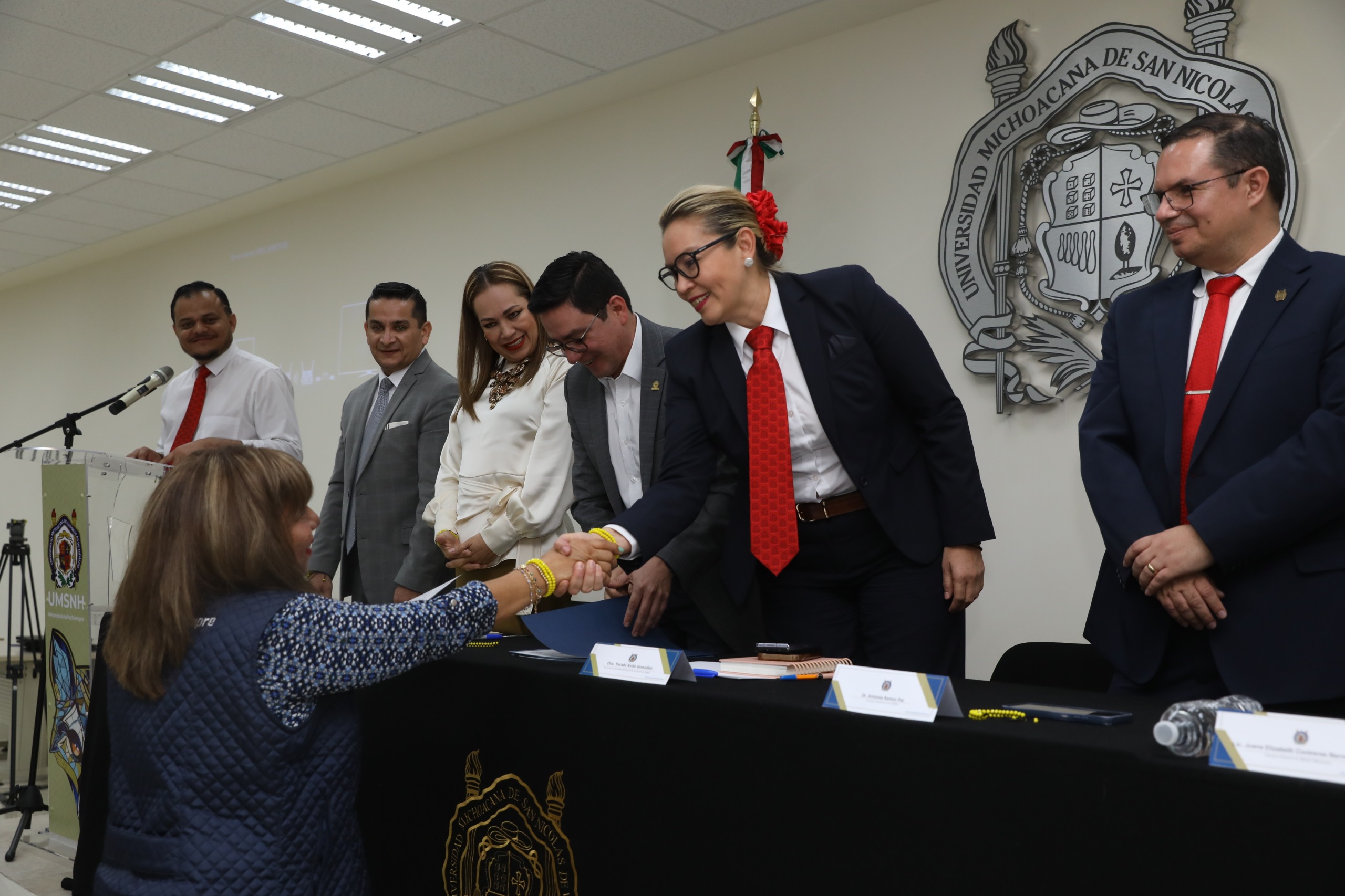 UMSNH, primera “Universidad Dorada”; administración de Yarabí Ávila se suma a la lucha contra el cáncer infantil