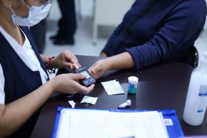 SSM llama a las y los michoacanos a monitorear su presión y glucosa