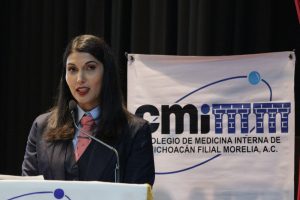 MARIBEL MEJÍA, NUEVA PRESIDENTA DEL COLEGIO DE MEDICINA INTERNA