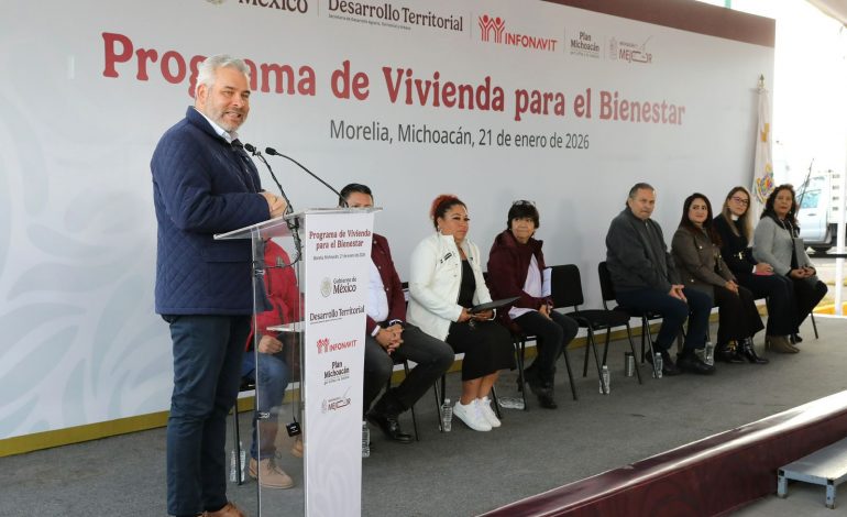 Hogares dignos para Michoacán; inicia Bedolla entrega de 82 mil viviendas