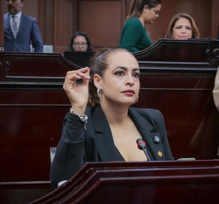 Para la protección de áreas naturales, propone Sandra Arreola regular uso de vehículos «Razers»