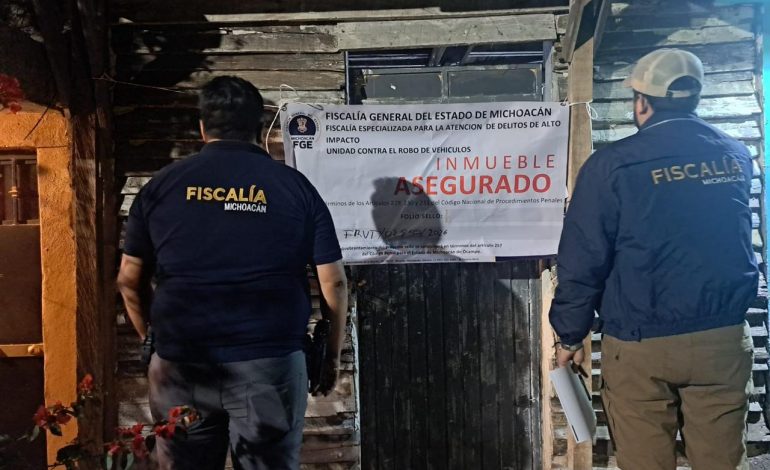 Asegura FGE armas de fuego hechizas y droga durante cateo realizado en Morelia