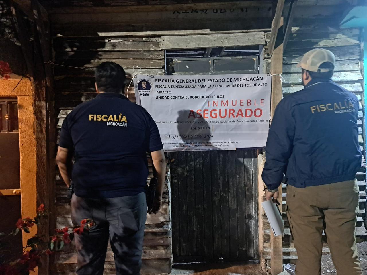 Asegura FGE armas de fuego hechizas y droga durante cateo realizado en Morelia