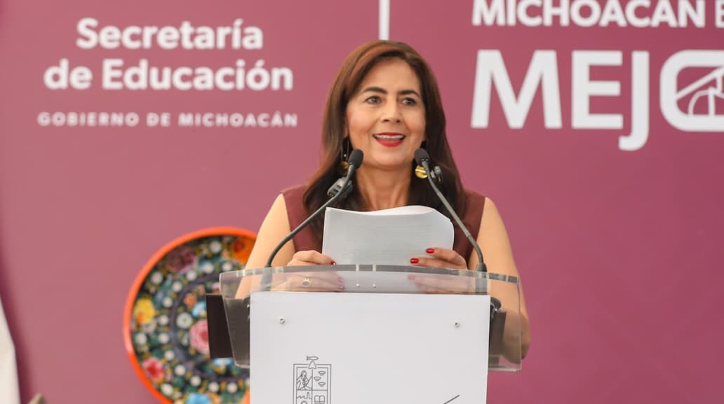 Universidad Rosario Castellanos permite retomar estudios: Gabriela Molina