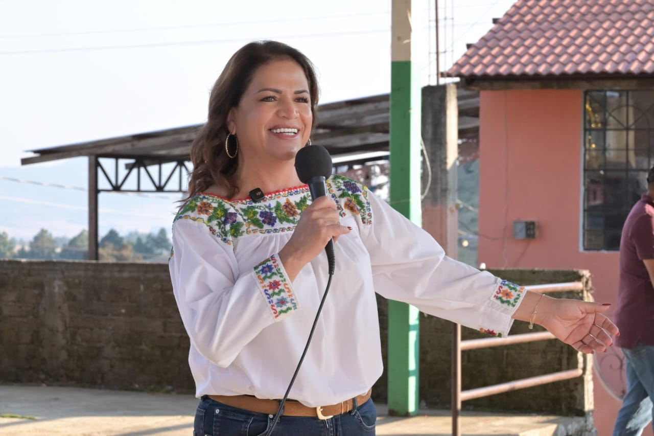 Fabiola Alanís: Con 30 mil nuevos espacios educativos del Plan Michoacán se construye la paz en el estado
