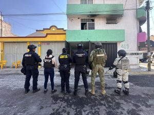 SSP asegura 43 kg de metanfetamina en presunto laboratorio de drogas en Morelia