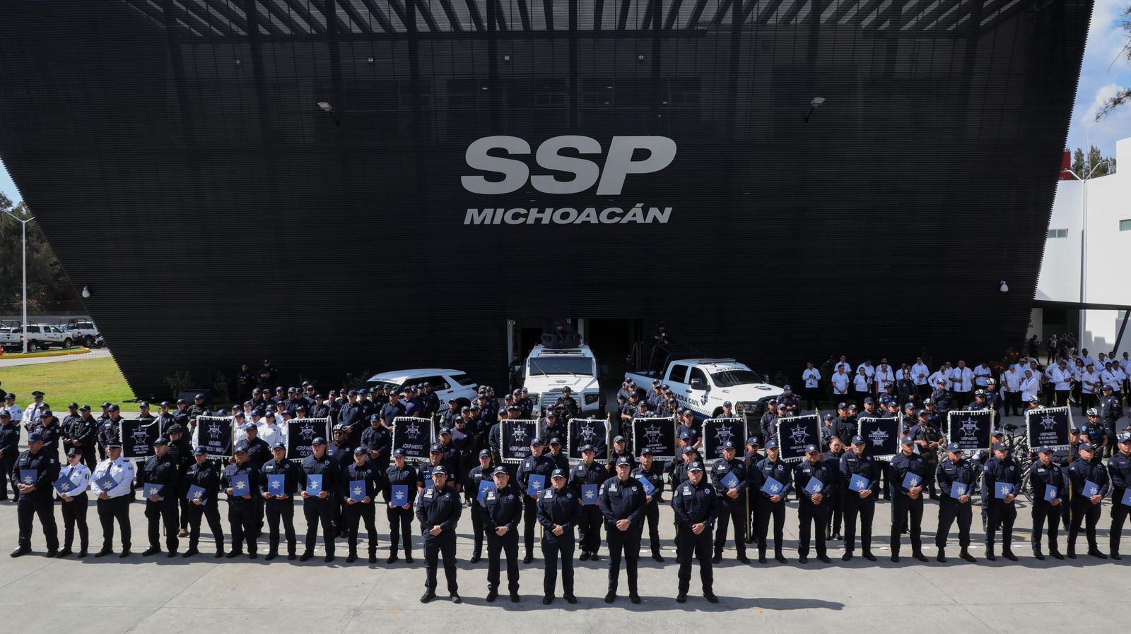Histórica selección de mandos en la Guardia Civil; rinden protesta ante la SSP