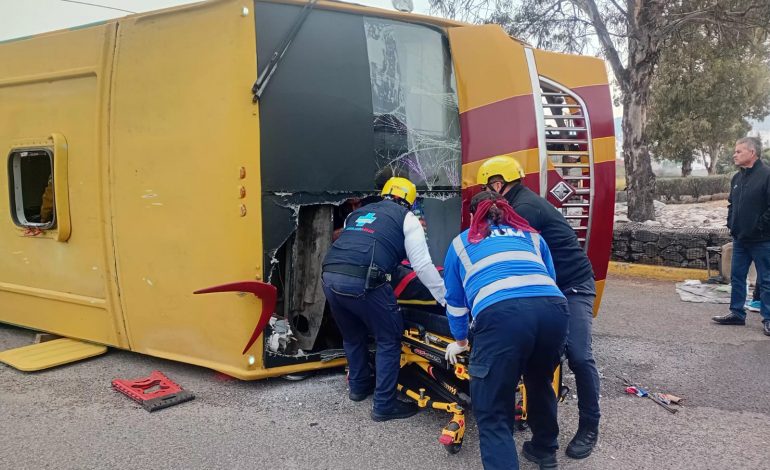 Brinda CRUM atención a lesionados tras accidente de camión en Morelia: SSM