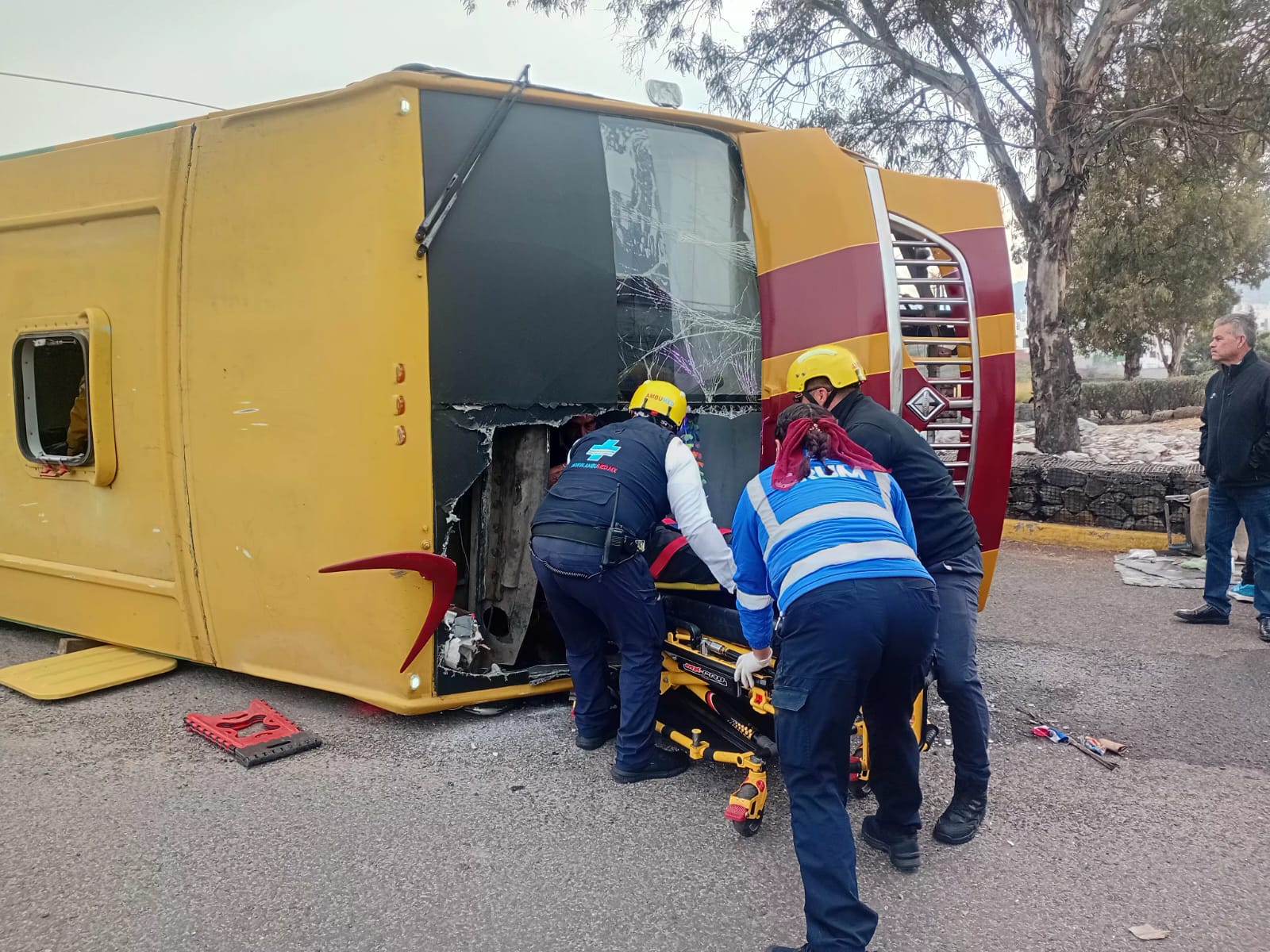 Brinda CRUM atención a lesionados tras accidente de camión en Morelia: SSM