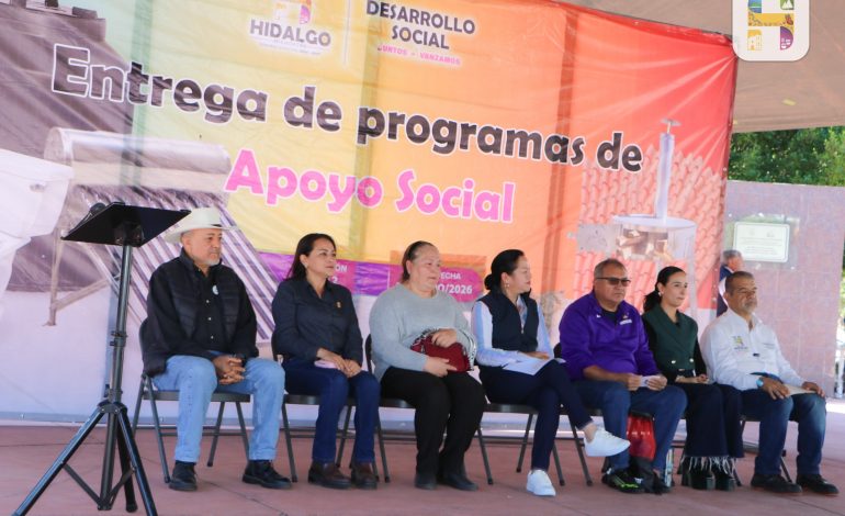 Jeovana Alcántar, realizó la Décima Segunda Entrega de Material Subsidiado, dentro del Programa de Apoyos Sociales.