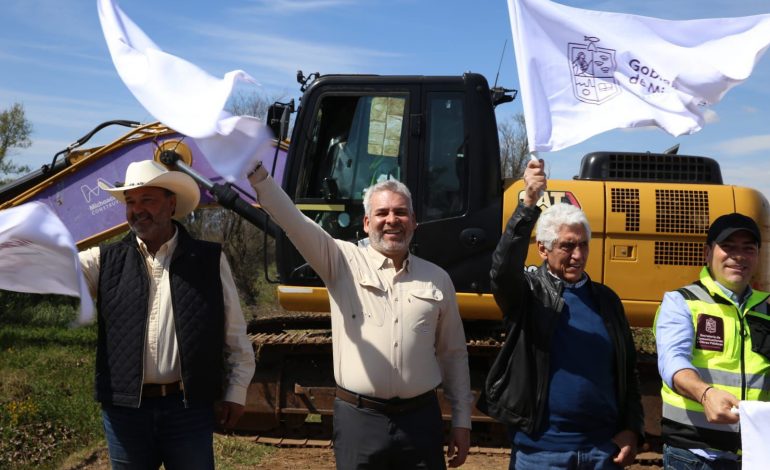 Arranca Bedolla trabajo anual de rescate y conservación del lago de Pátzcuaro