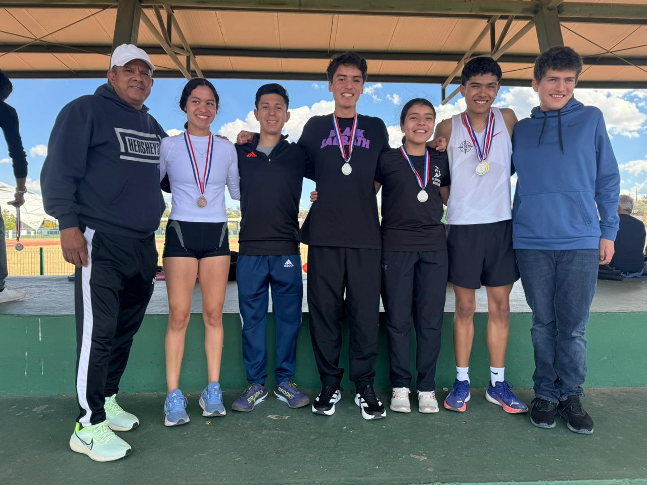 Delegación de Zitácuaro destaca en el Estatal de Atletismo de Morelia