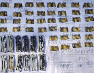 POR LA PROBABLE POSESIÓN DE CARGADORES Y CARTUCHOS, FGR OBTIENE VINCULACIÓN A PROCESO EN CONTRA DE UNA PERSONA