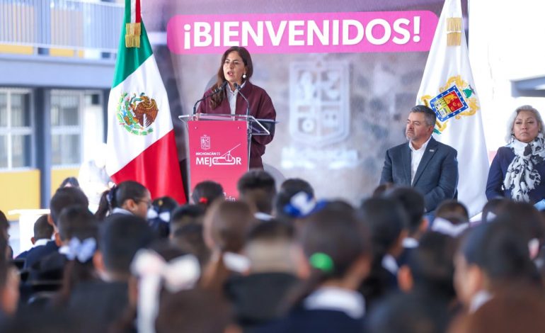 Con histórica obra, regresamos a clases: Gabriela Molina