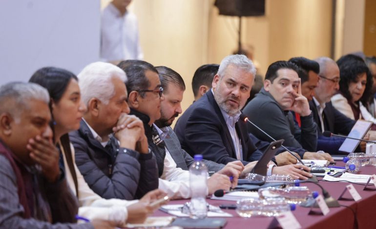 Garantizado recurso del Fortapaz para comunidades con autogobierno: Bedolla