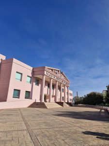 Suspenden a  juez de Uruapan por presunto abuso de funciones y entorpecer la justicia