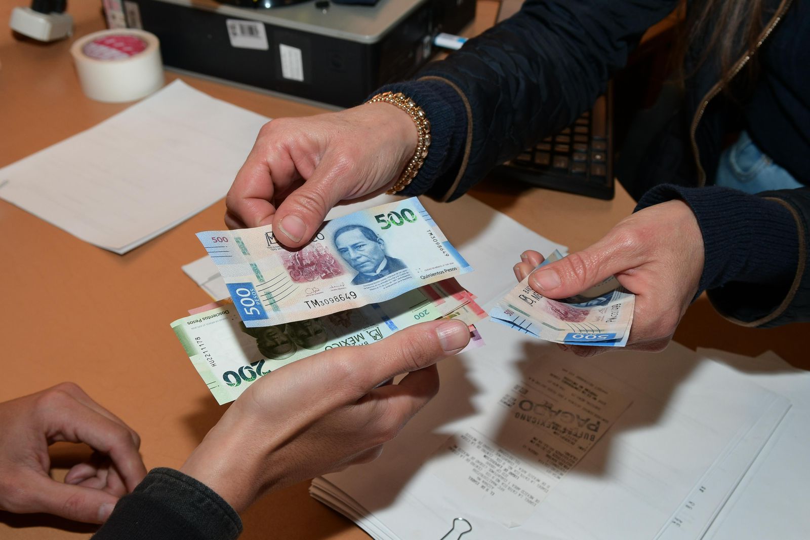 Si no te aplican el aumento al salario mínimo, en Michoacán hay a dónde acudir: Sedeco.