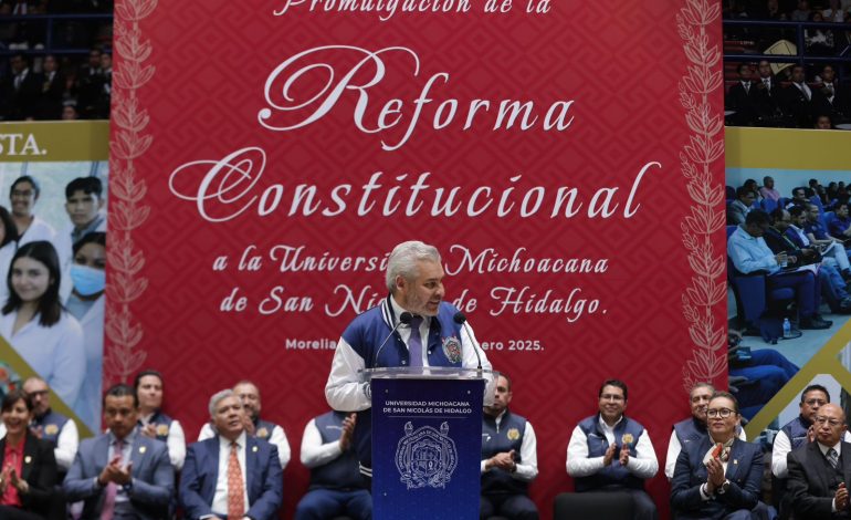 Destaca Bedolla consolidación y estabilidad financiera de la Universidad Michoacana.