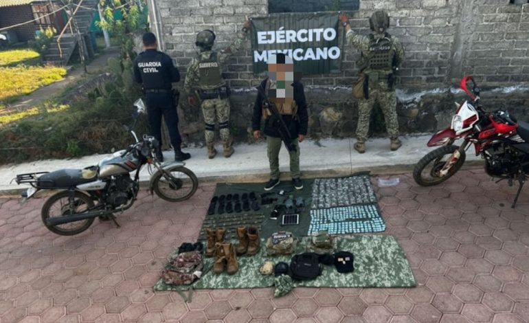 Presunto líder delincuencial es detenido en Zirahuén con armas y droga: SSP.