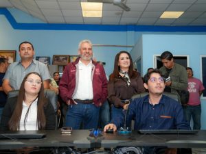 Vigilarán que choferes de Uruapan no usen el celular mientras conducen: Gladyz Butanda.