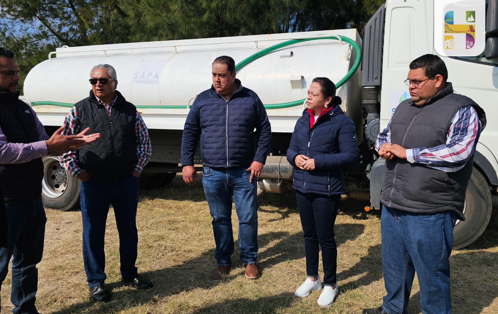 Jeovana Alcántar, brindó apoyo para la limpieza y desazolve de la fosa séptica del Hospital Regional de Ciudad Hidalgo.
