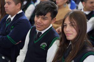 Michoacán, primer estado del país que dotará Internet gratuito a estudiantes de prepa y universidad: Iemsysem.